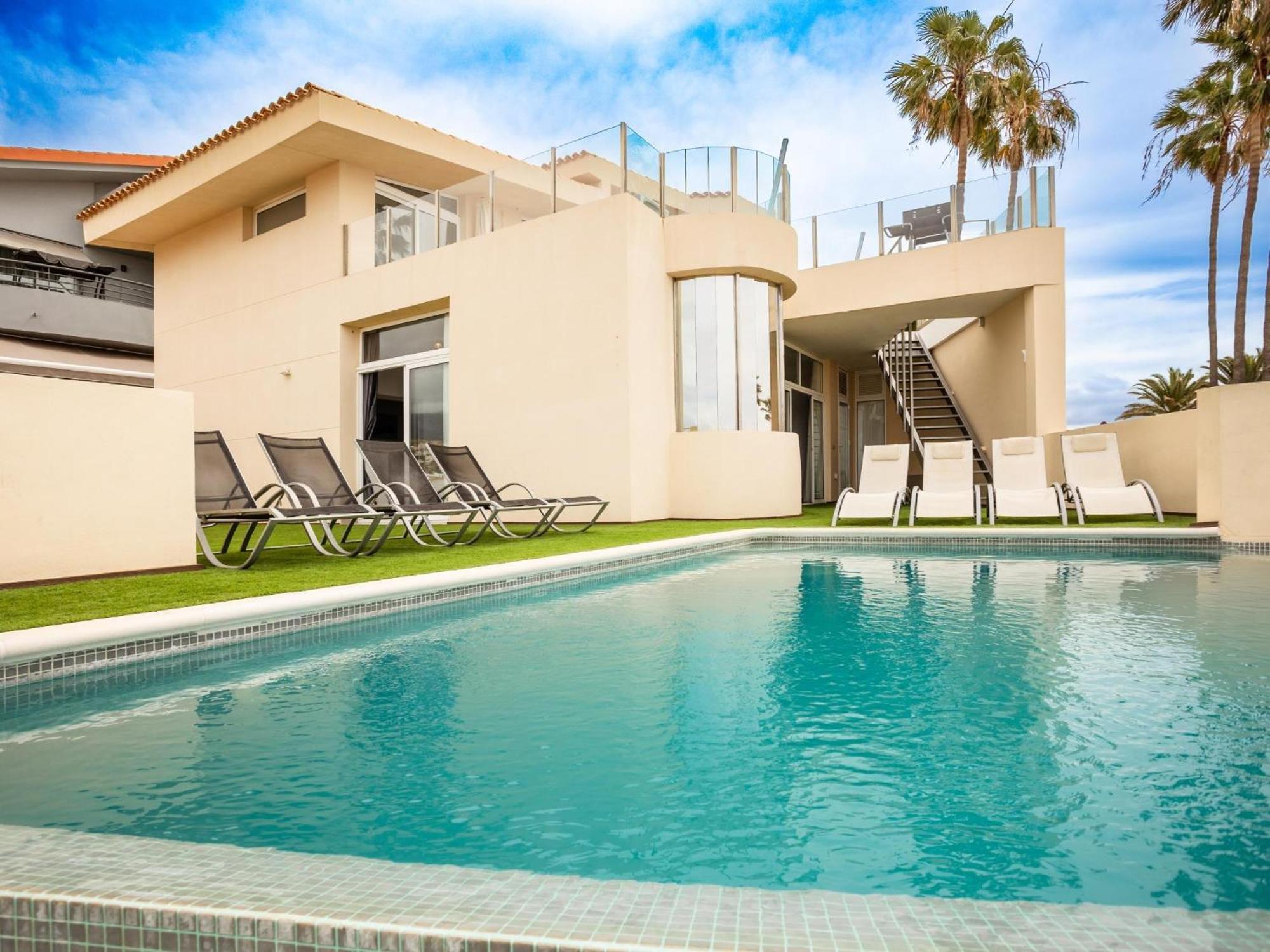 Villa Olbia Charming Dreamview With Jacuzzi Costa Adeje  Bagian luar foto